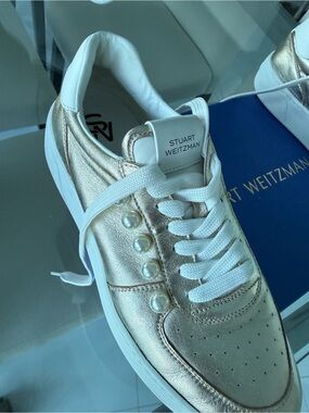 Stuart Weitzman Woman’s Pearl Metallic Leather Sneakers